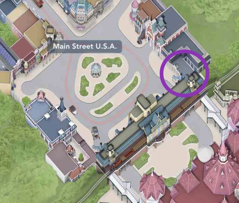 Map showing the hire location in the Disneyland park