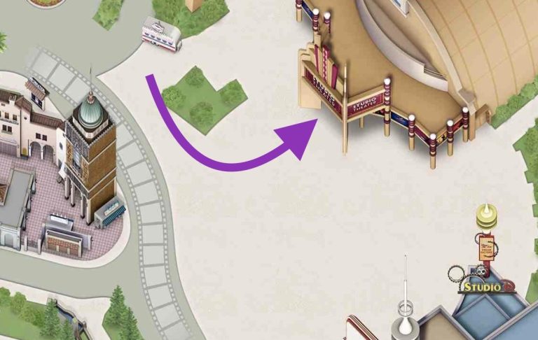 A map of the theatre area showing the entrance location at the front of the theatre