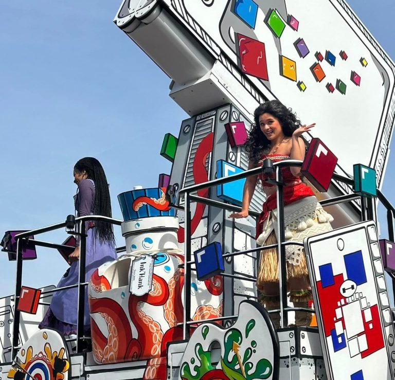 Image of one of the floats featuring Asha and Moana